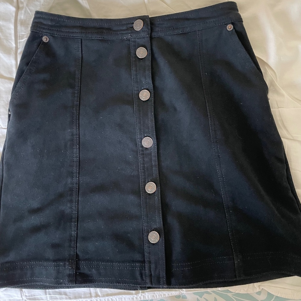 Abercrombie Black Faux-Suede Button-Up Mini Skirt Size XS - Picture 3 of 14